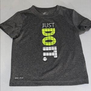 Nike Boy’s Gray Dri Fit “Just Do It” Short Sleeve Shirt Size 7